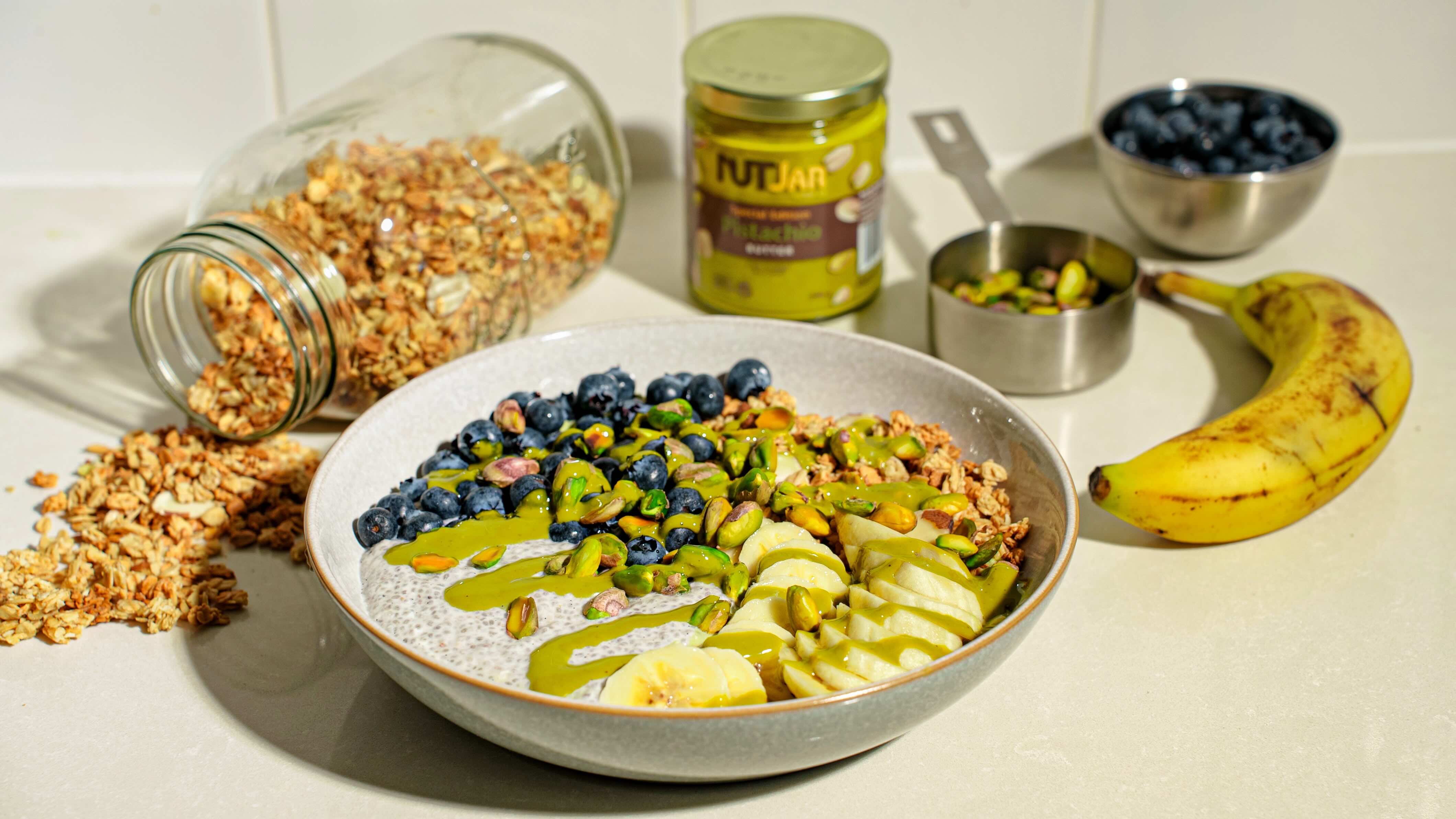 Green Pistachio Overnight Oats – NutJar
