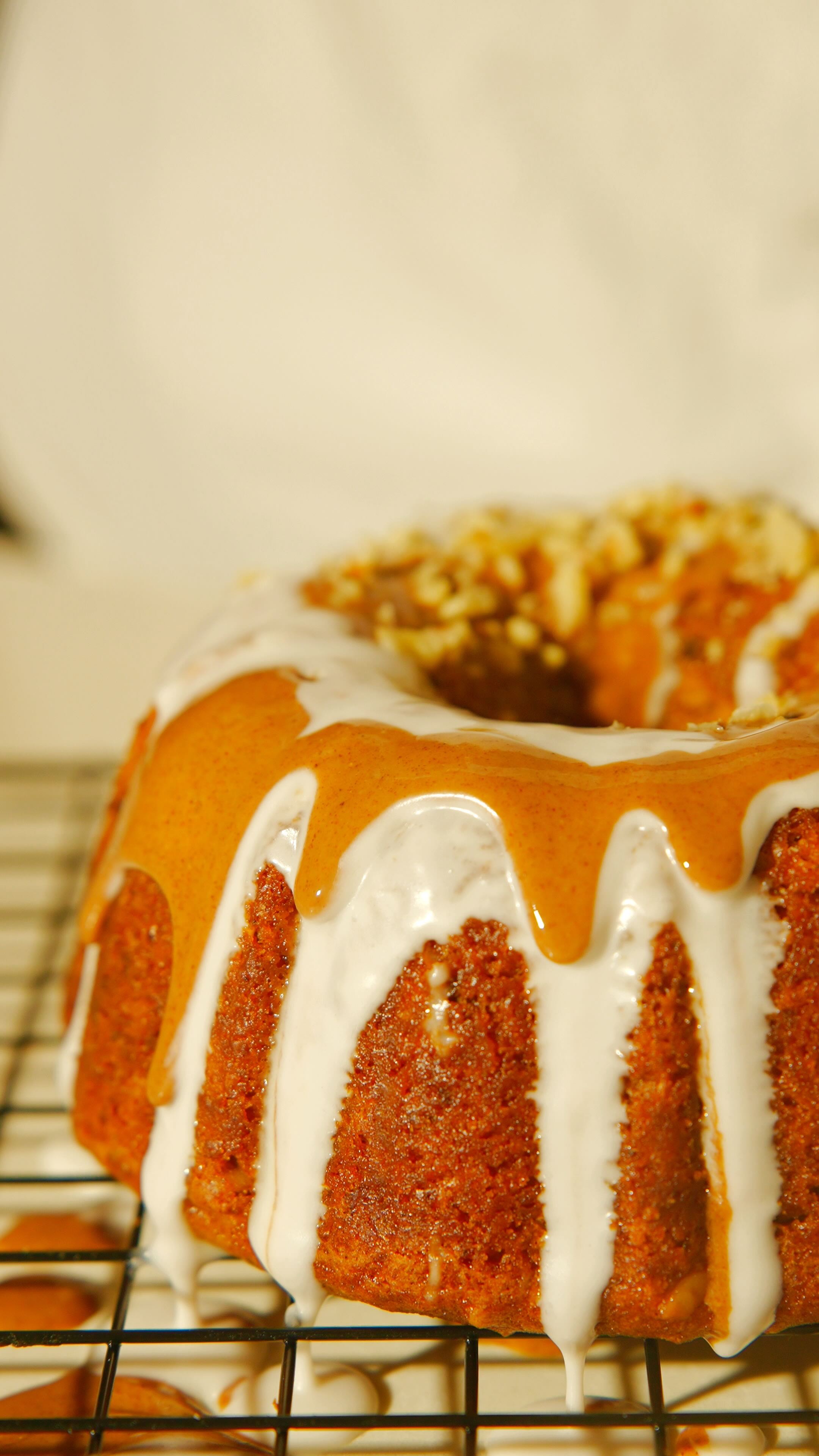 Pumpkin Pecan Bundt Cake – NutJar