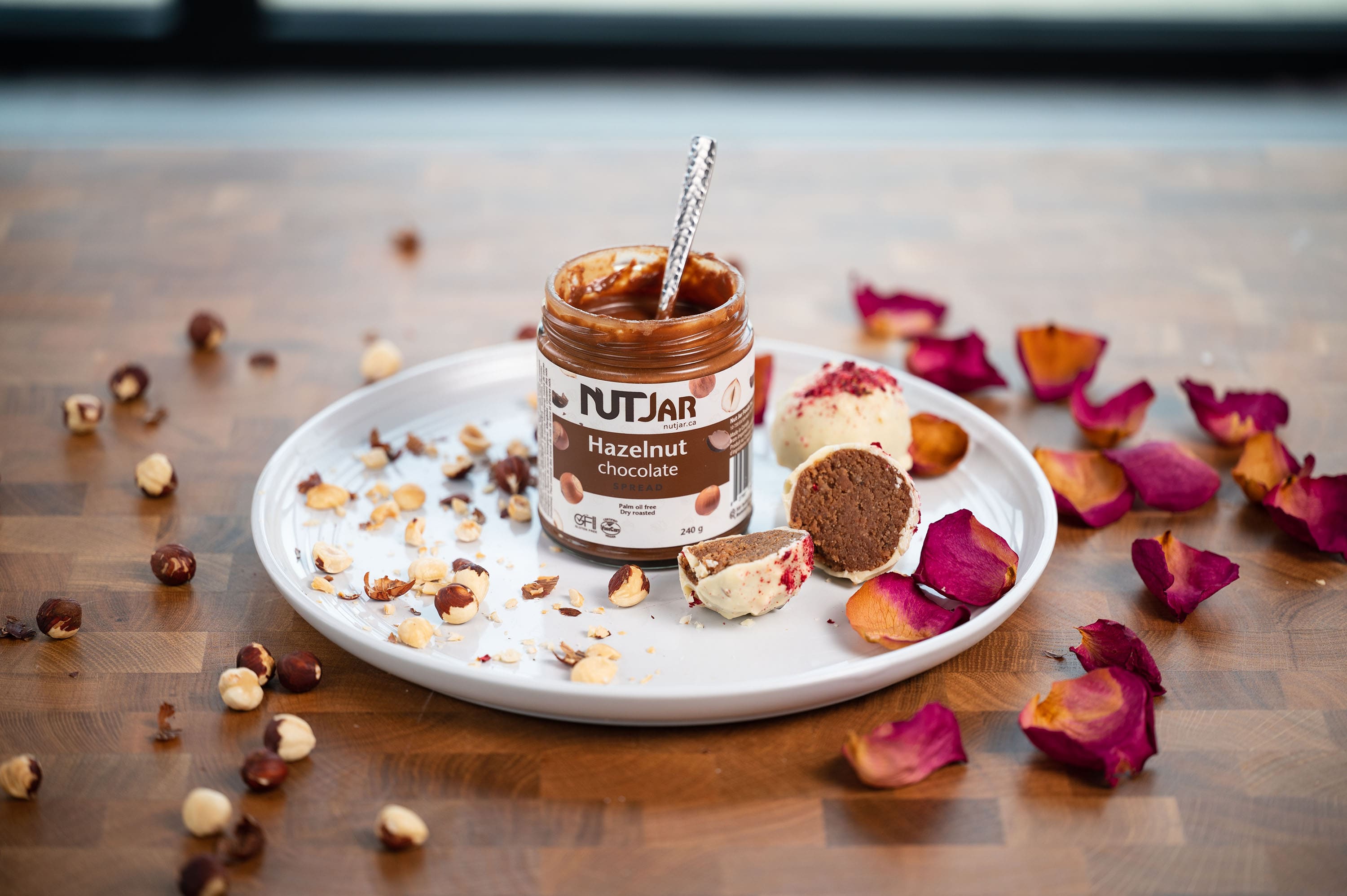 Chocolate Cake Pops – NutJar